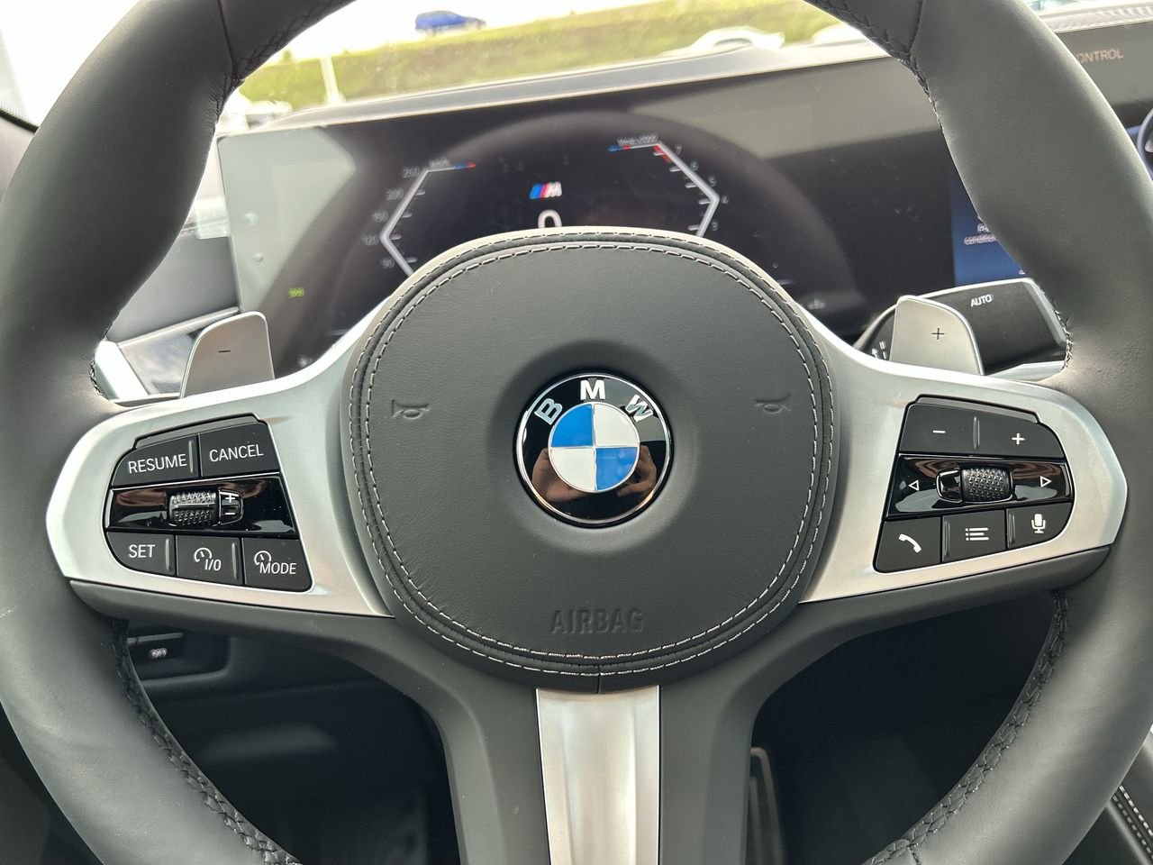 2025 BMW X6 XDrive40i, Toronto, Cash