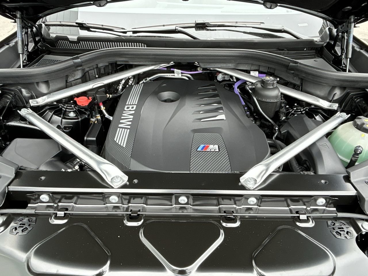 2026 BMW X6 XDrive40i Nightfall Edition, 多伦多, 全款车