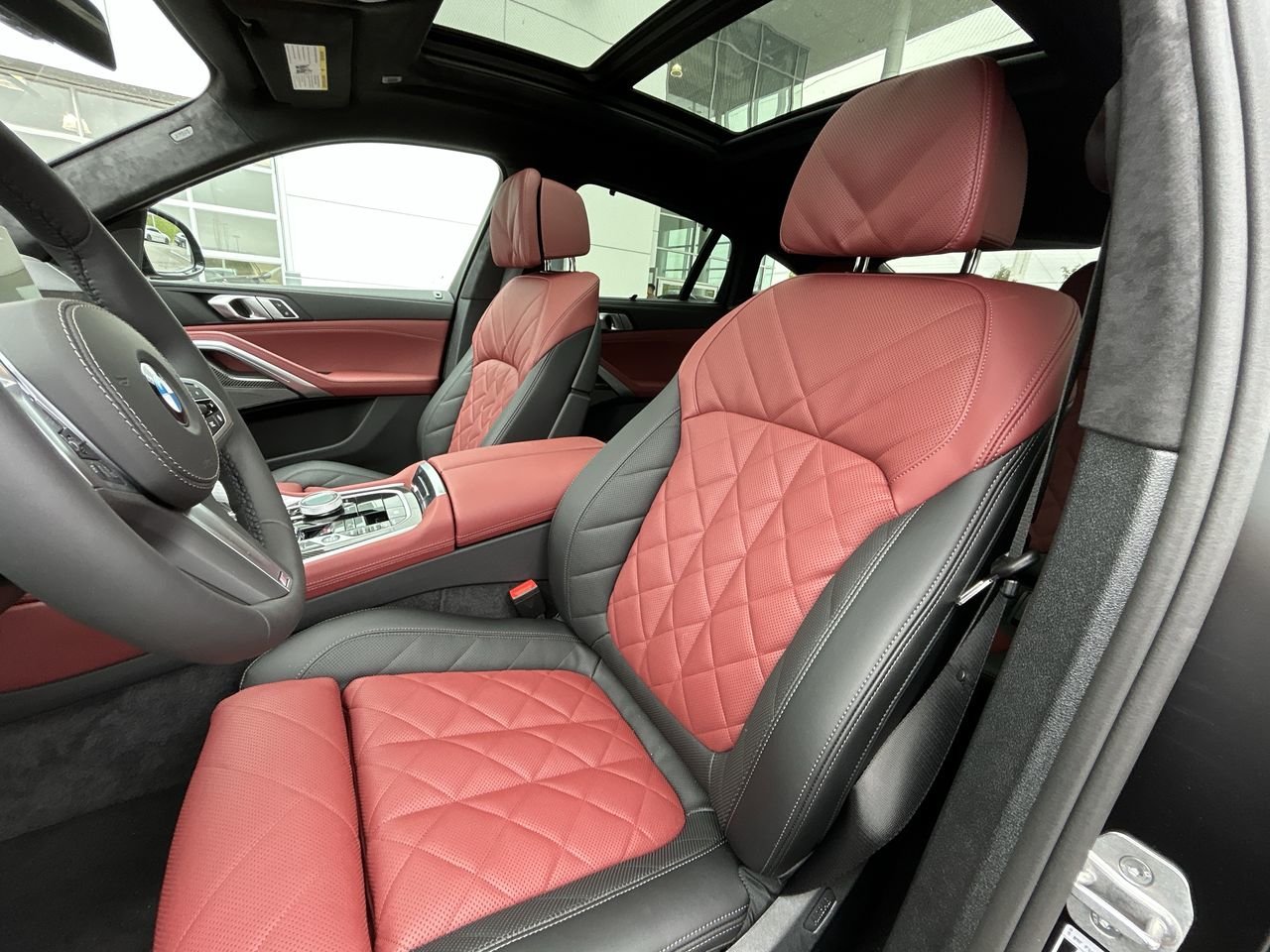 2026 BMW X6 XDrive40i Nightfall Edition, 多伦多, 全款车