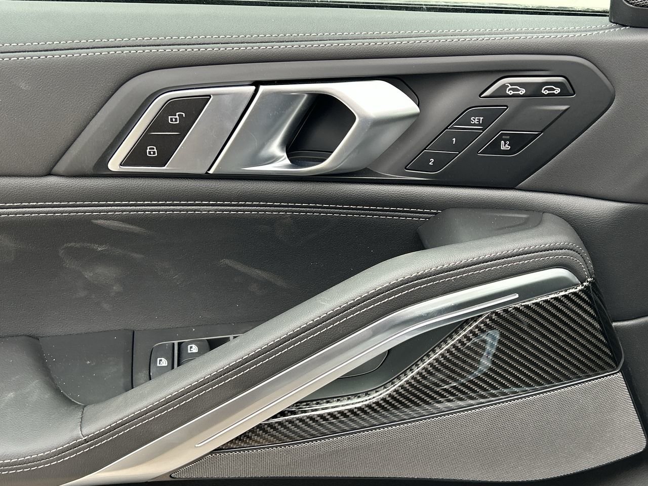 2026 BMW X6 xDrive40i, 多伦多, 全款车