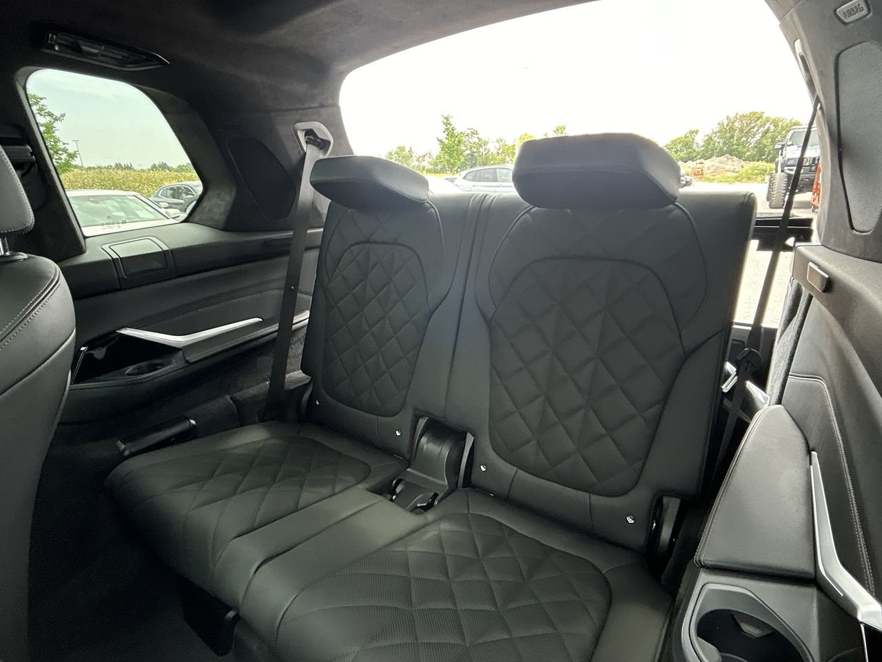 2025 BMW X7 XDrive40i, Toronto, Cash