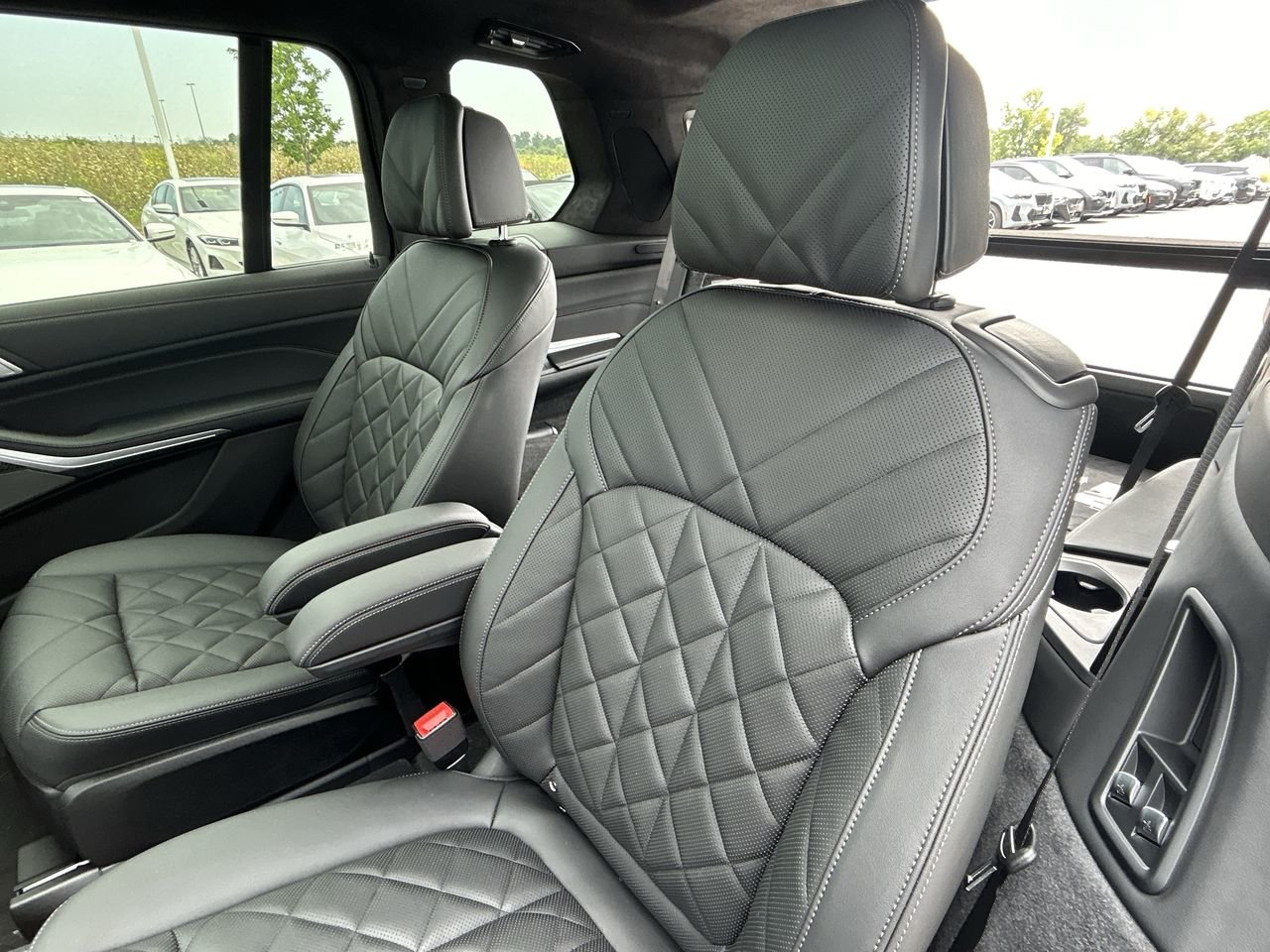2025 BMW X7 XDrive40i, Toronto, Cash