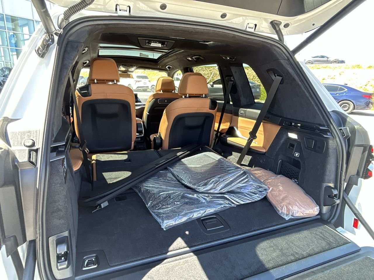 2025 BMW X7 XDrive40i, Toronto, Cash
