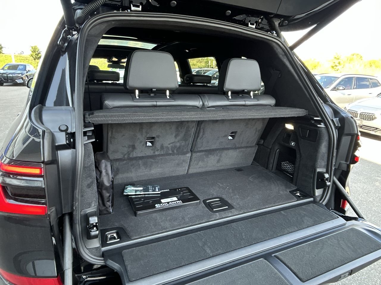 2026 BMW X7 M60i xDrive, Toronto, Cash
