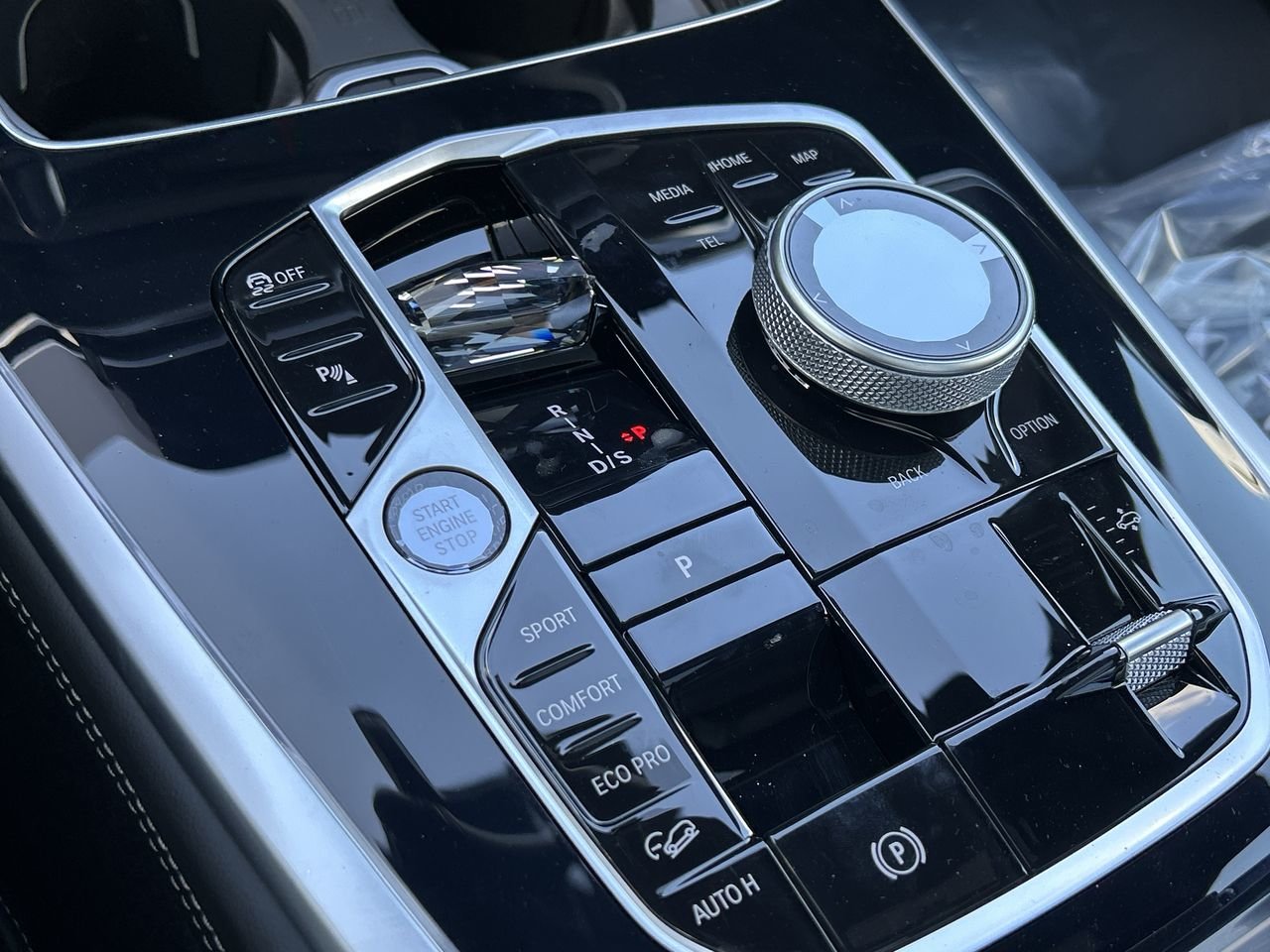 2026 BMW X7 M60i xDrive, Toronto, Cash