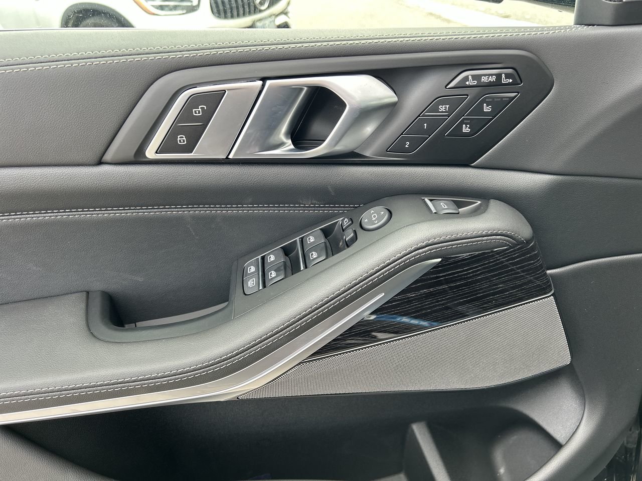 2026 BMW X7 M60i xDrive, Toronto, Cash