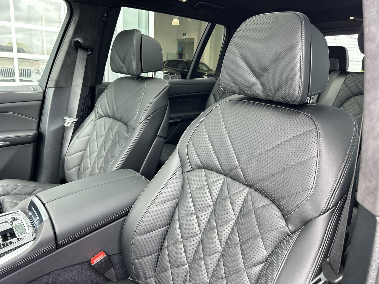2026 BMW X7 M60i xDrive, Toronto, Cash