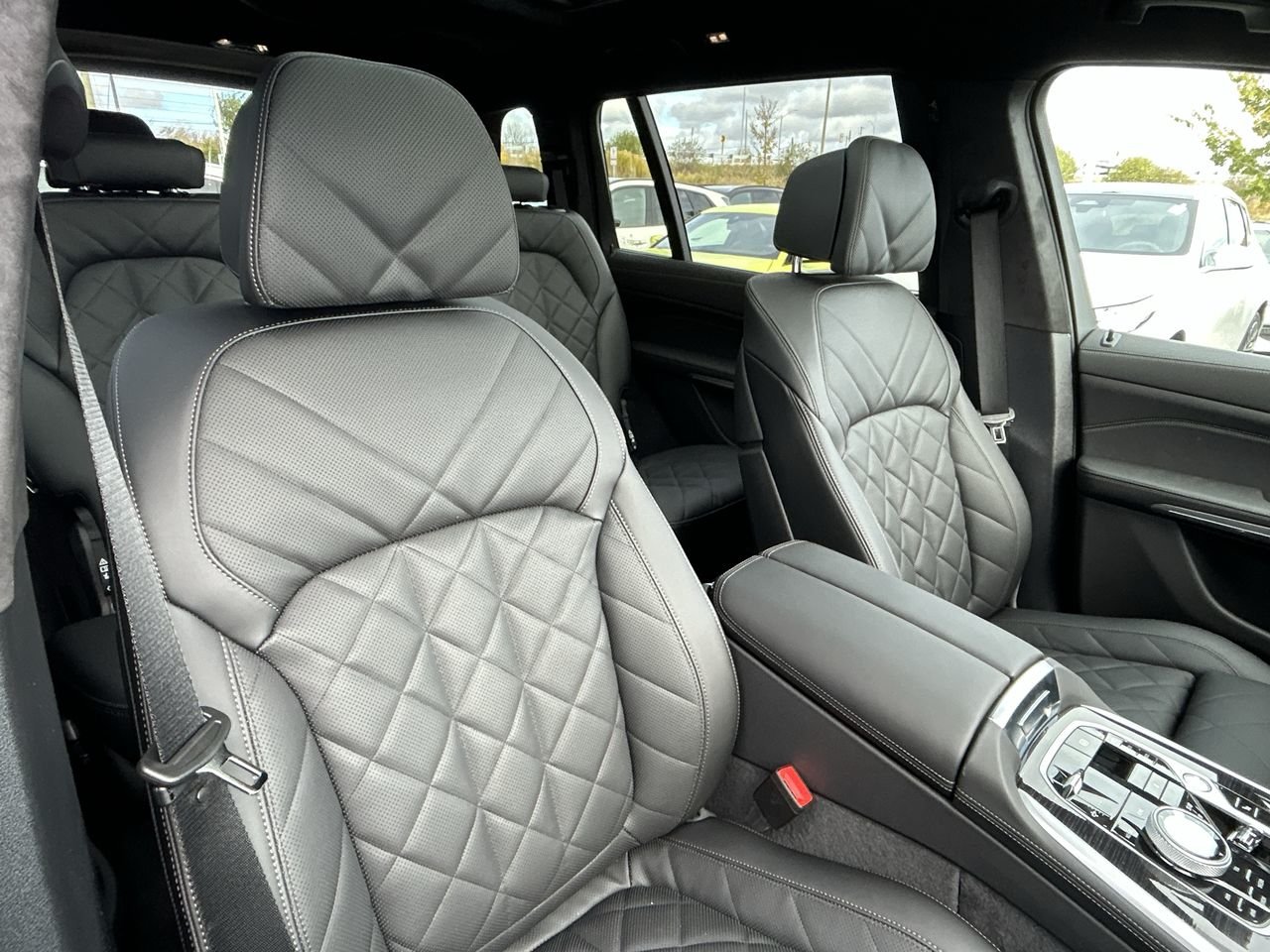 2026 BMW X7 M60i xDrive, Toronto, Cash
