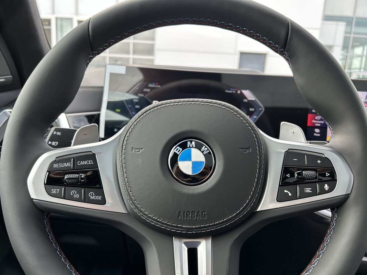 2026 BMW X7 M60i xDrive, Toronto, Cash