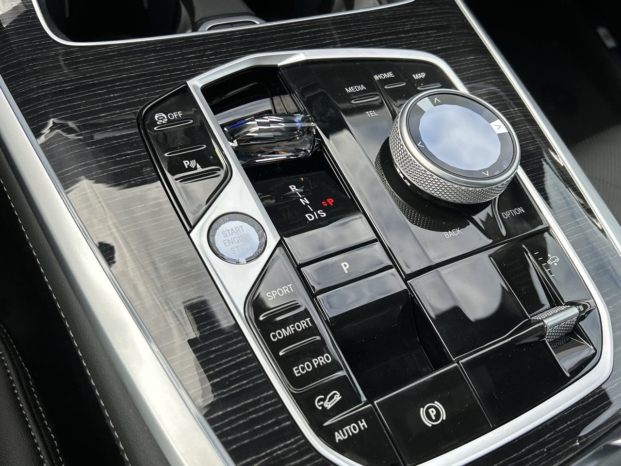 2026 BMW X7 M60i xDrive, Toronto, Cash