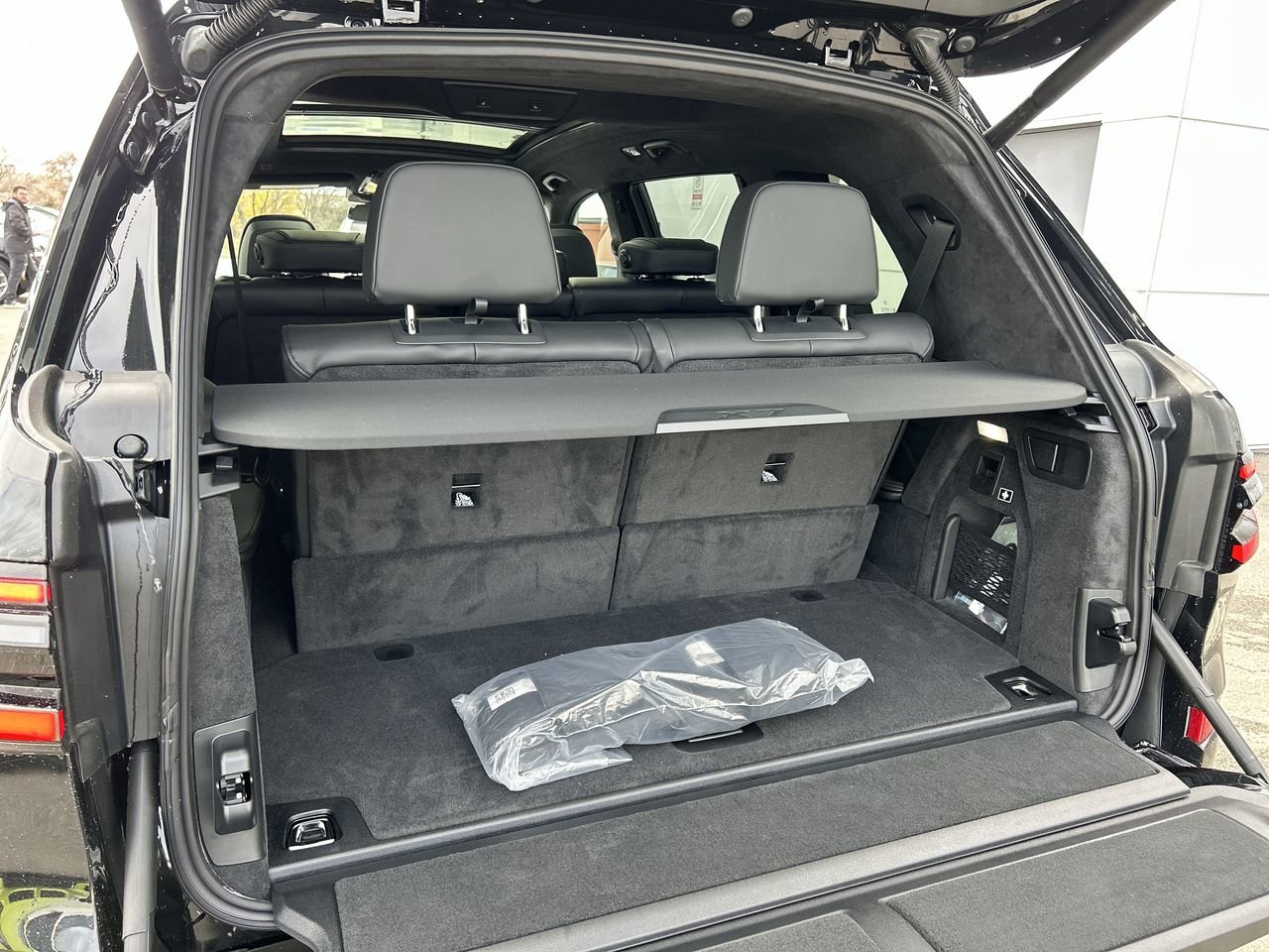 2026 BMW X7 M60i xDrive, Toronto, Cash