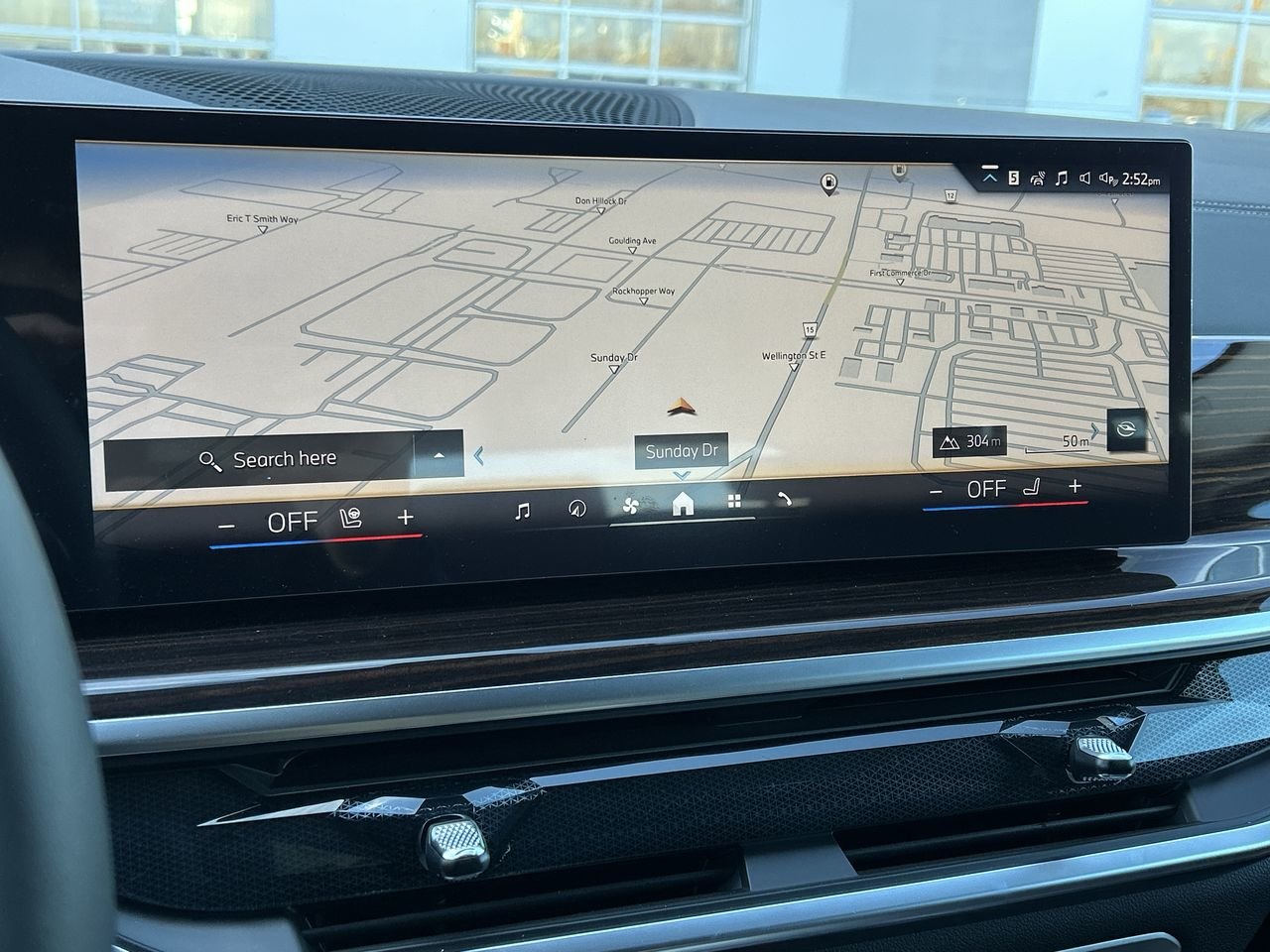 2026 BMW X7 xDrive40i, Toronto, Cash