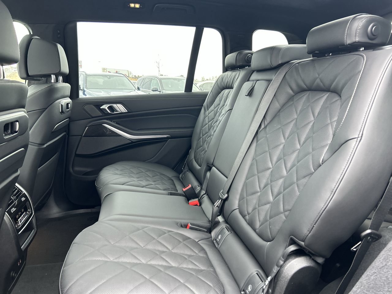 2026 BMW X7 xDrive40i, Toronto, Cash