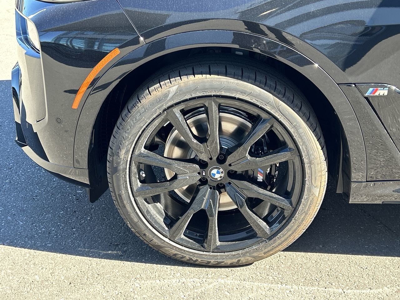 2026 BMW X7 M60i xDrive, 多伦多, 全款车