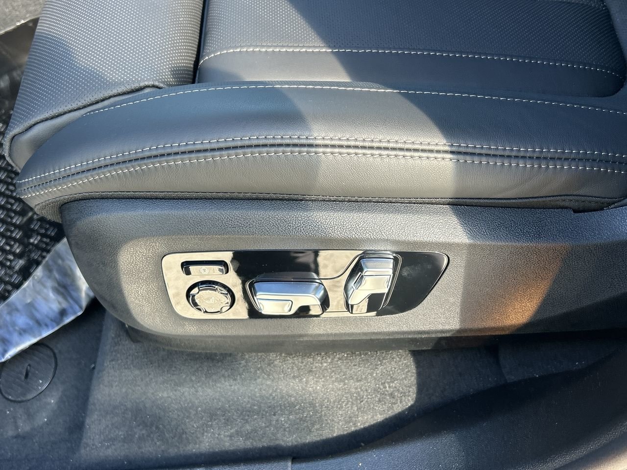 2026 BMW X7 xDrive40i Edition 7, Toronto, Cash