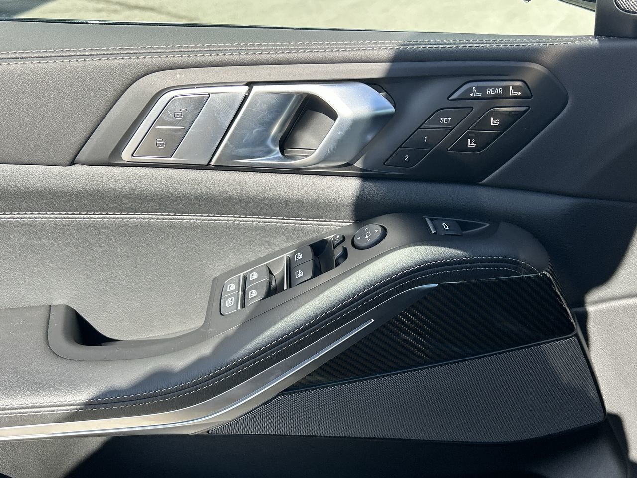 2026 BMW X7 xDrive40i Edition 7, Toronto, Cash