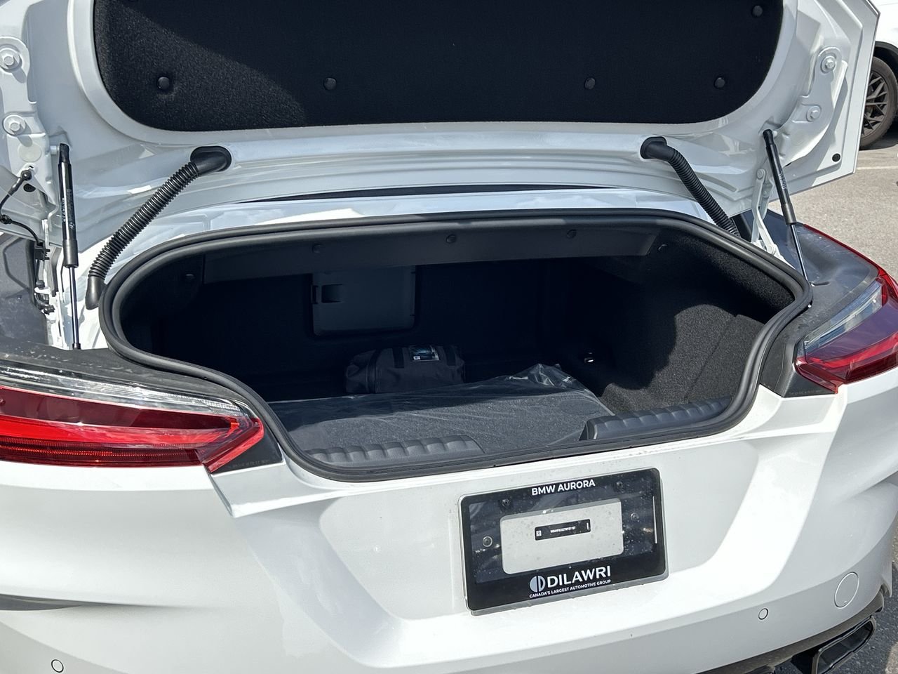 2026 BMW Z4 M40i Roadster, 多伦多, 全款车