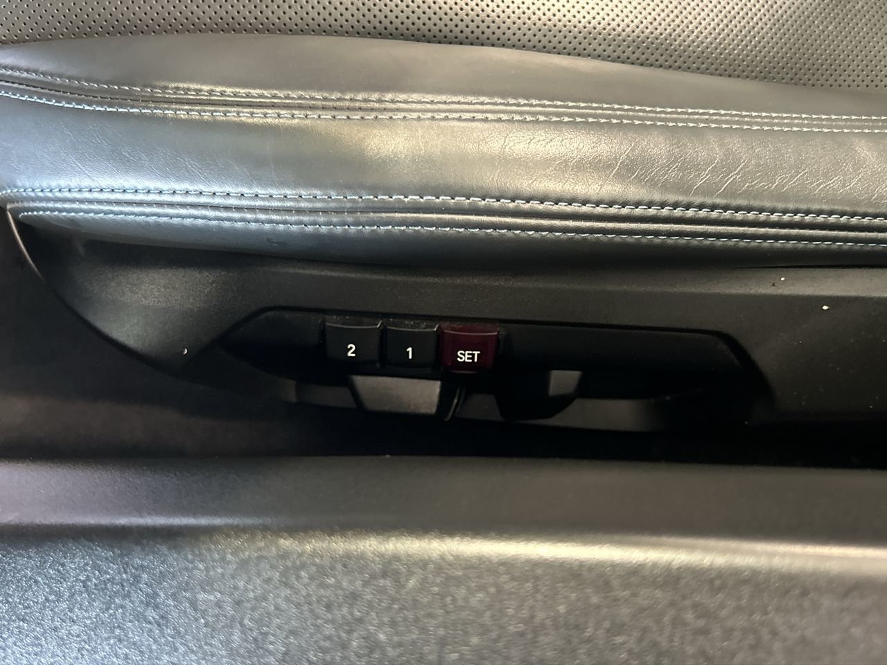 2019 BMWi i8 Roadster | Premium Package, 多伦多, 全款车