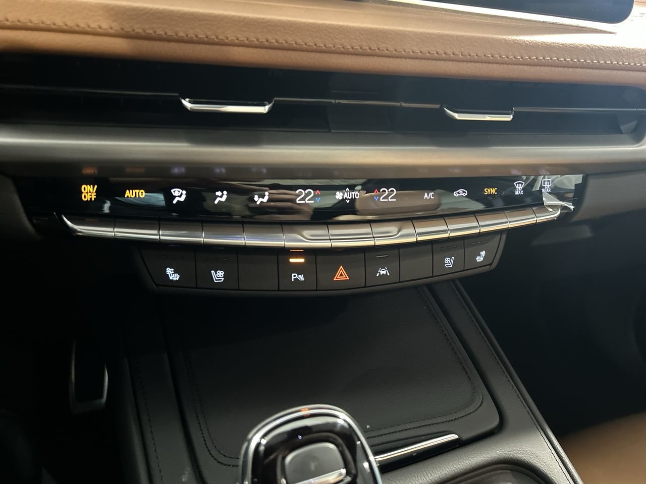 2024 Cadillac XT4 AWD 4dr Sport | Comfort & Convenience Package, Toronto, Cash