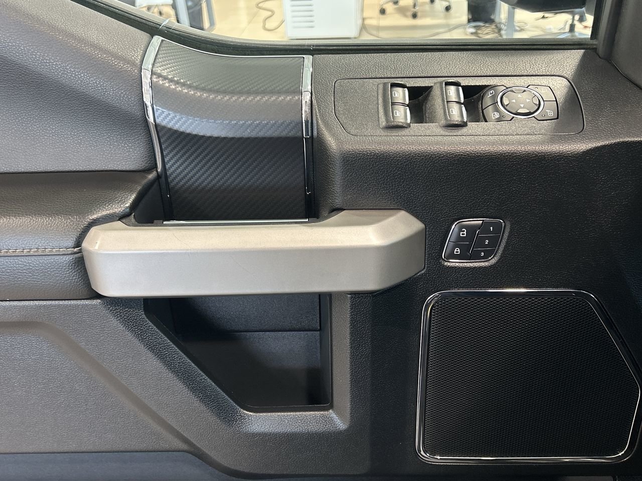 2018 Ford F150 4x4 - Supercab Lariat - 145 WB, Toronto, Cash