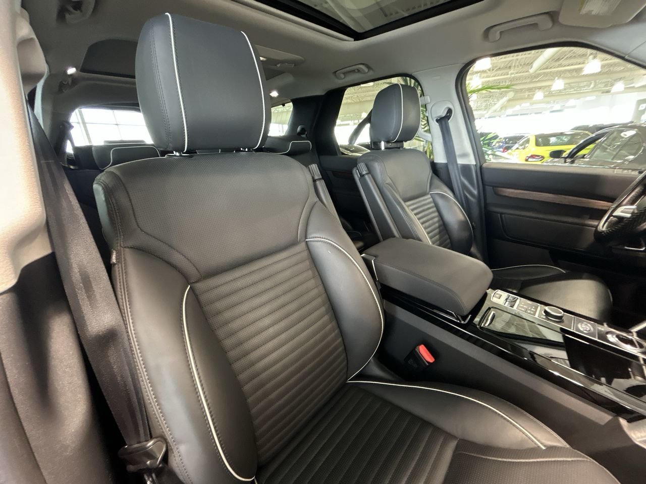 2017 Land Rover Discovery HSE, Toronto, Cash