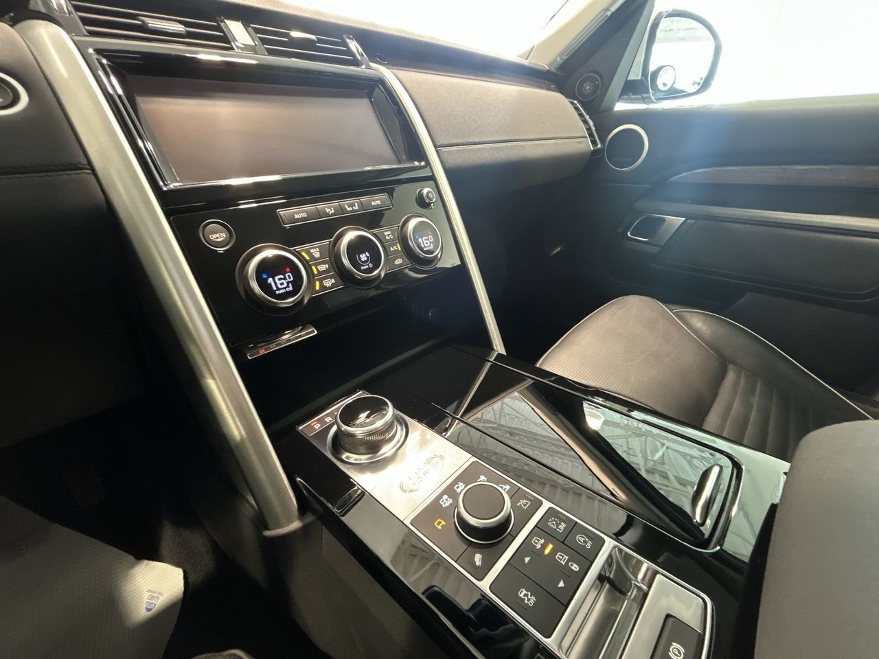 2017 Land Rover Discovery HSE, Toronto, Cash