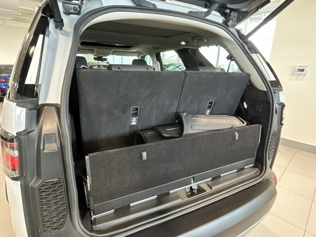 2017 Land Rover Discovery HSE, Toronto, Cash
