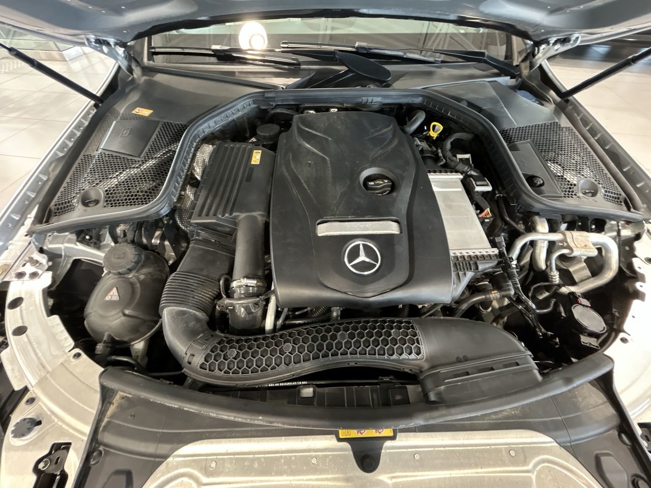 2016 Mercedes-Benz C300 4MATIC Sedan | Premium Package, Toronto, Cash