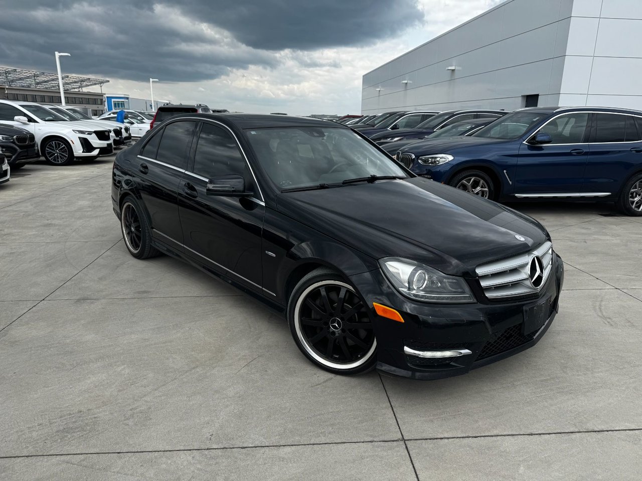 2012 Mercedes-Benz C350 4MATIC Sedan, Toronto, Cash
