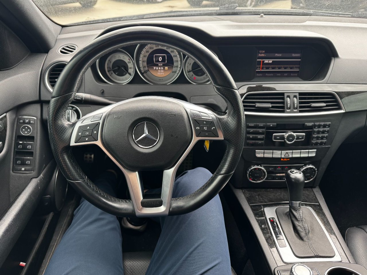 2012 Mercedes-Benz C350 4MATIC Sedan, Toronto, Cash
