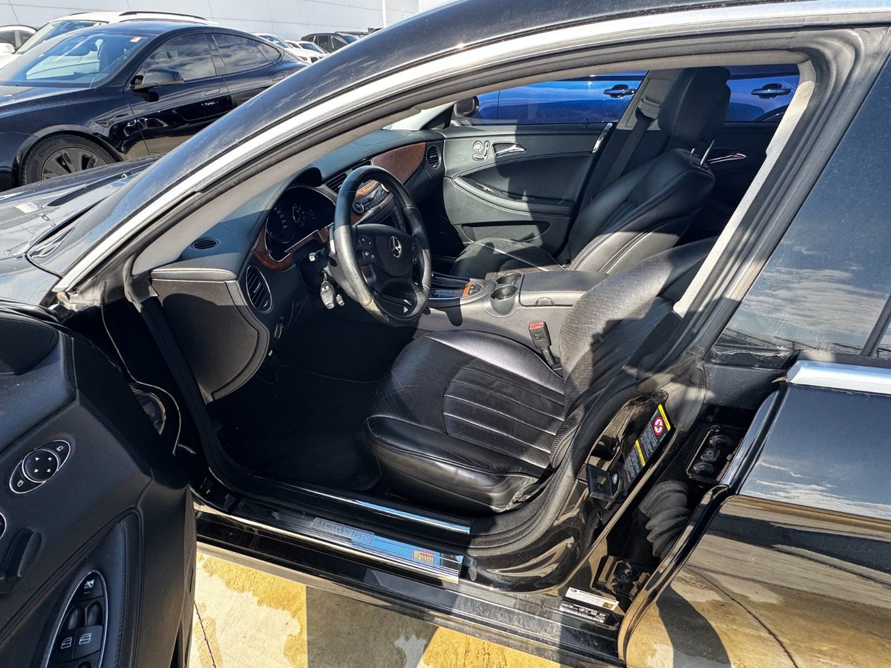 2008 Mercedes-Benz CLS550 5.5L | Premium Package | Sport Package, Toronto, Cash