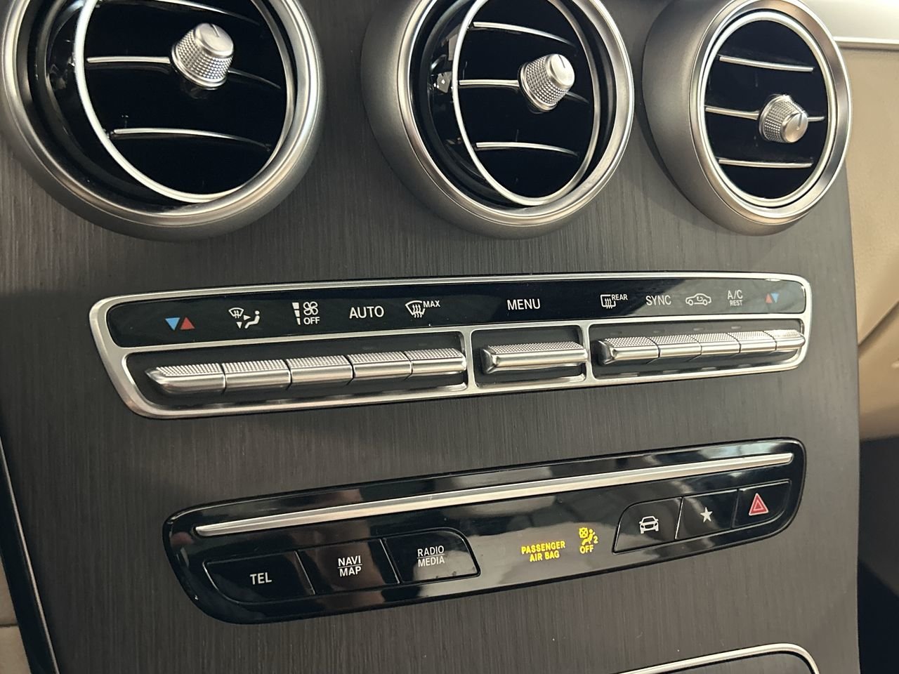 2021 Mercedes-Benz GLC300 4MATIC SUV | Premium PKG | Premium PLUS PKG, Toronto, Cash