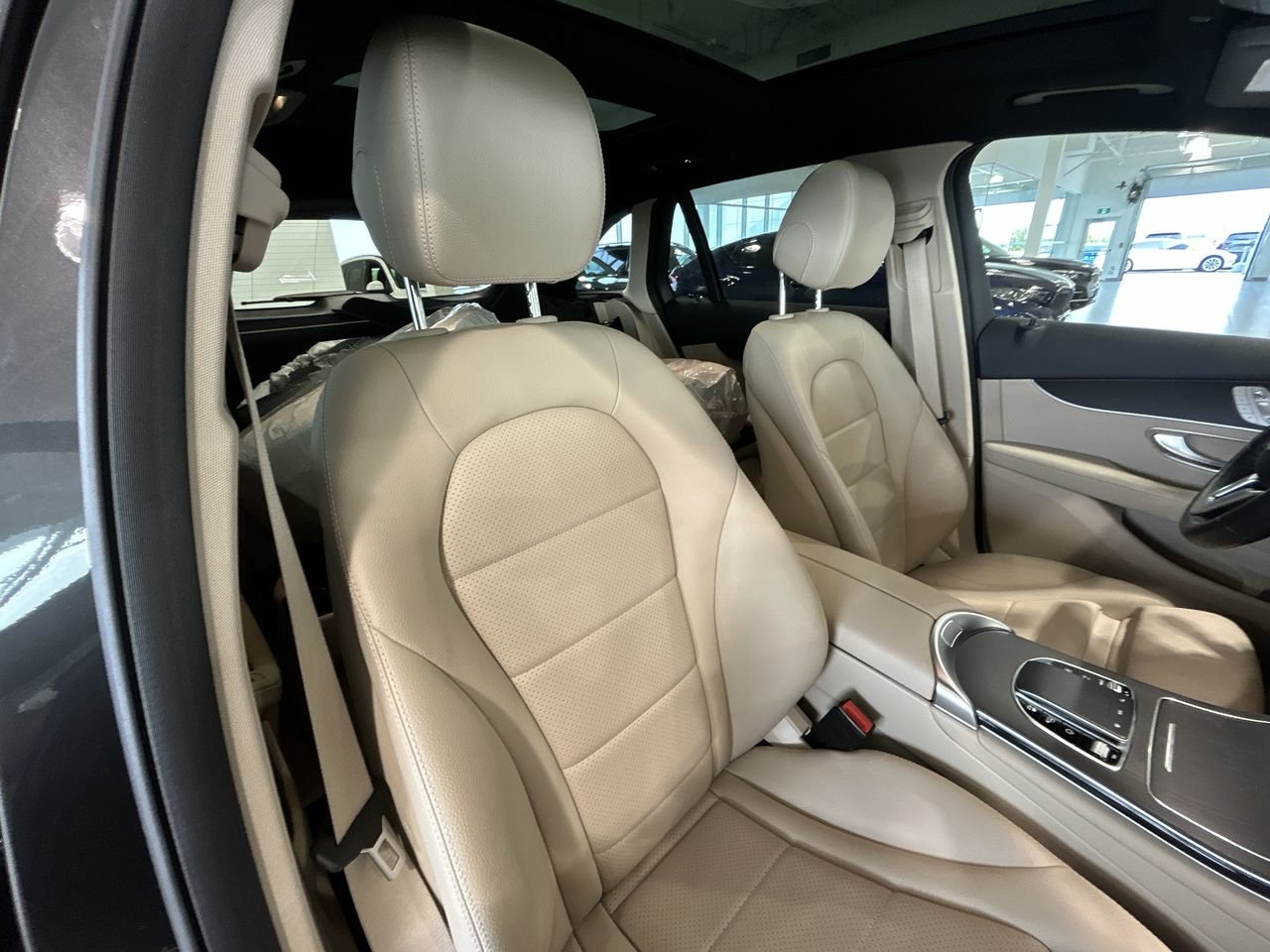 2021 Mercedes-Benz GLC300 4MATIC SUV | Premium PKG | Premium PLUS PKG, Toronto, Cash