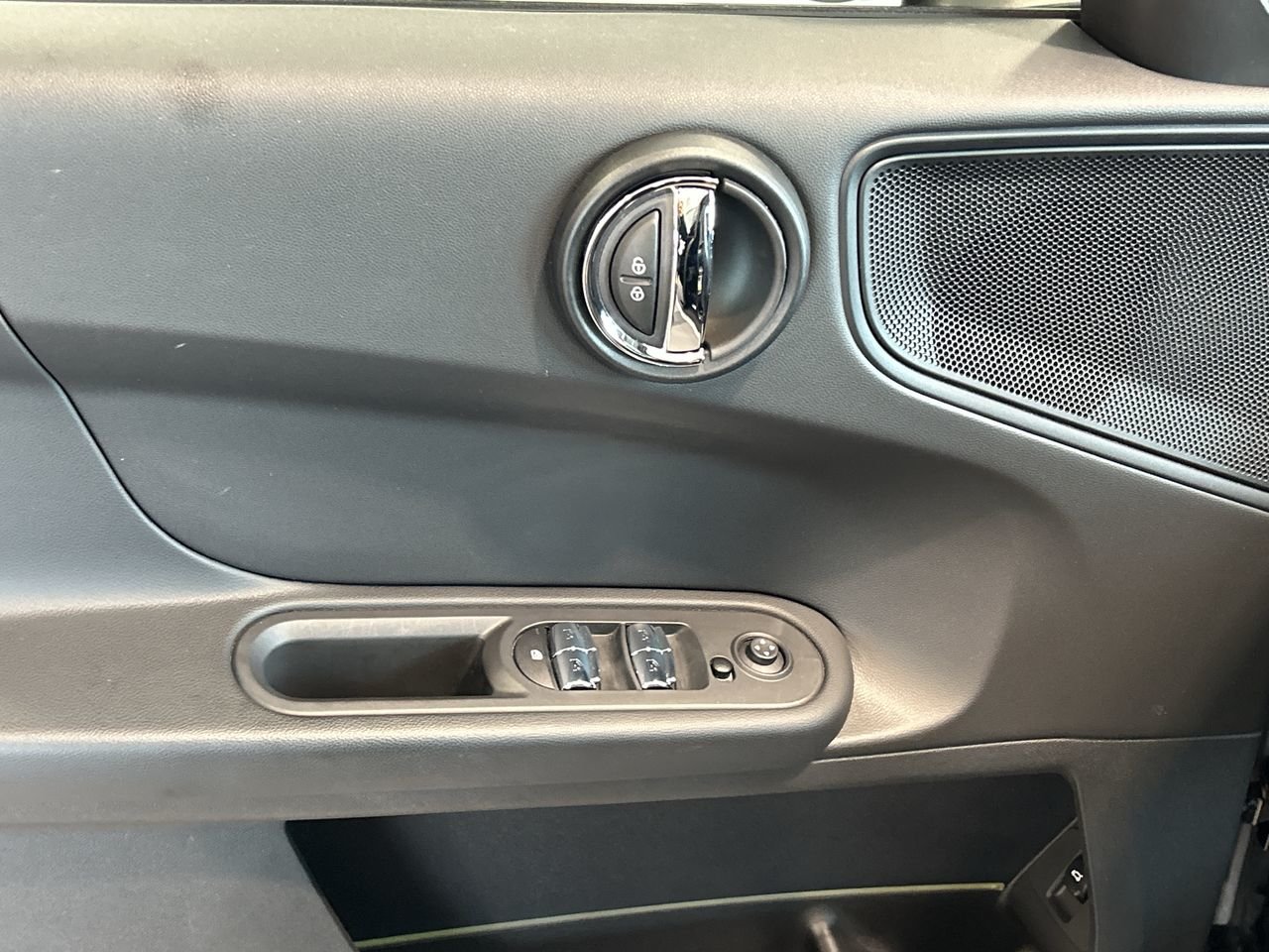 2024 MINI COOPER Countryman ALL4 Cooper | Storage Compartment Package, Toronto, Cash