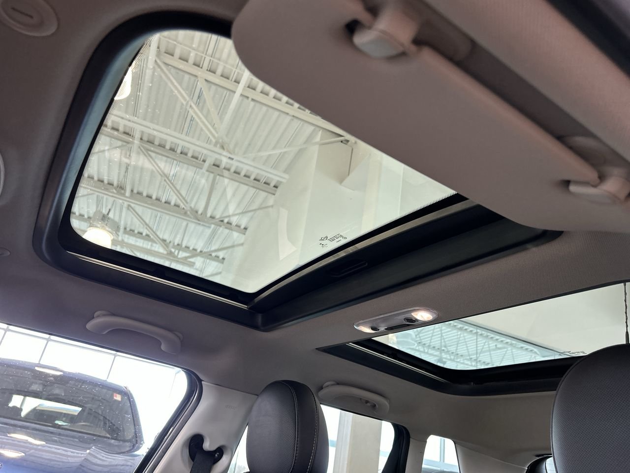 2016 MINI Cooper 5 Door | Essentials Package | Loaded Package, Toronto, Cash