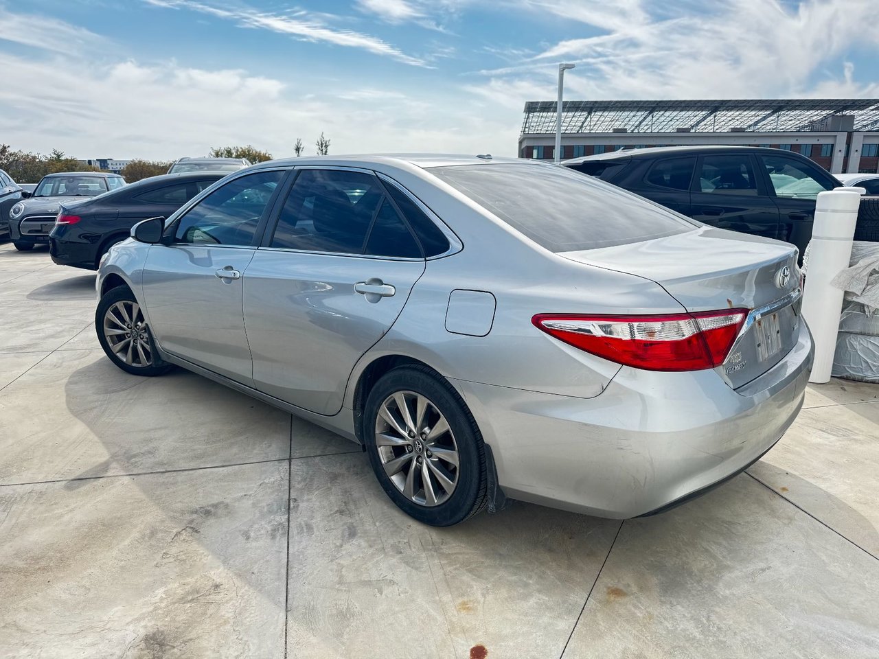 2017 Toyota Camry 4-Door Sedan XLE 6A, Toronto, Cash