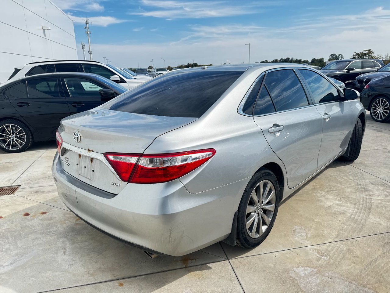 2017 Toyota Camry 4-Door Sedan XLE 6A, Toronto, Cash