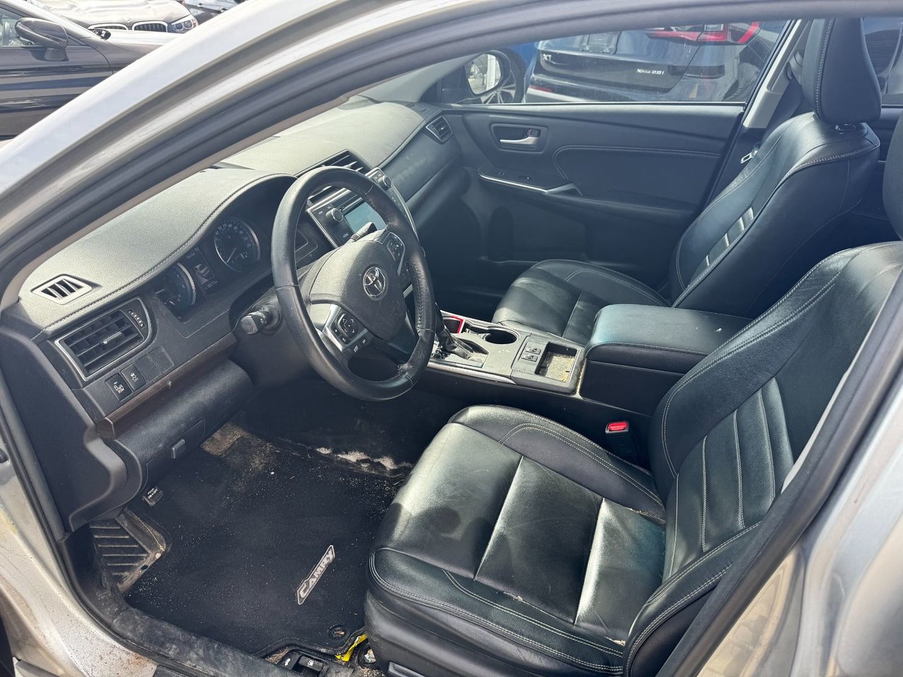 2017 Toyota Camry 4-Door Sedan XLE 6A, Toronto, Cash