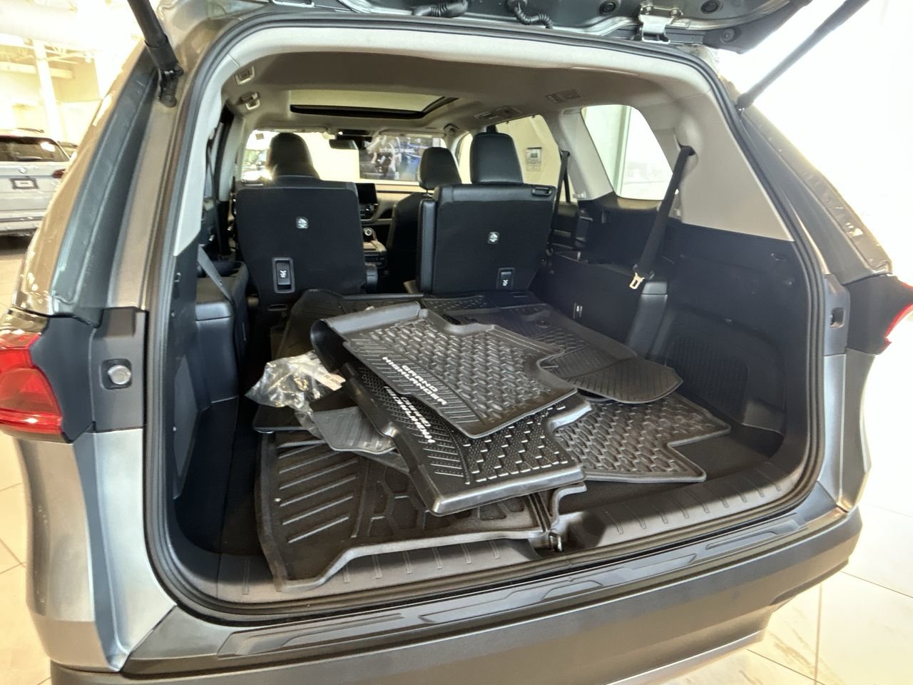 2025 Toyota Grand Highlander Limited AWD, 多伦多, 全款车