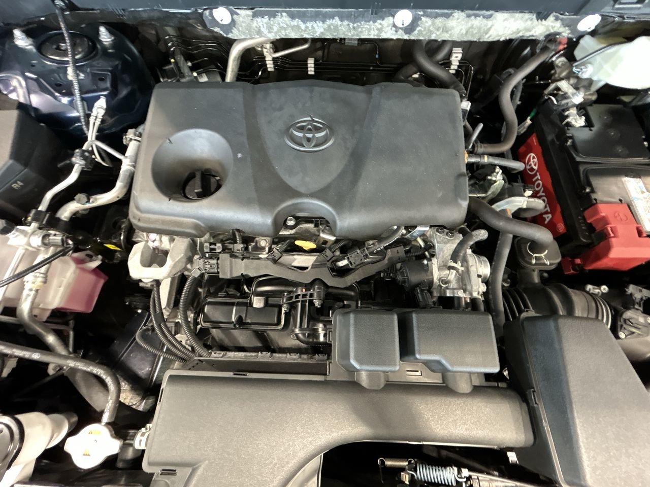 2023 Toyota RAV4 XLE AWD, Toronto, Cash