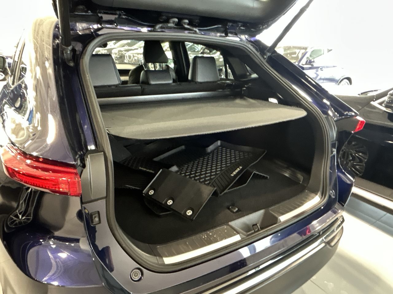 2021 Toyota VENZA HYBRID Venza XLE, Toronto, Cash
