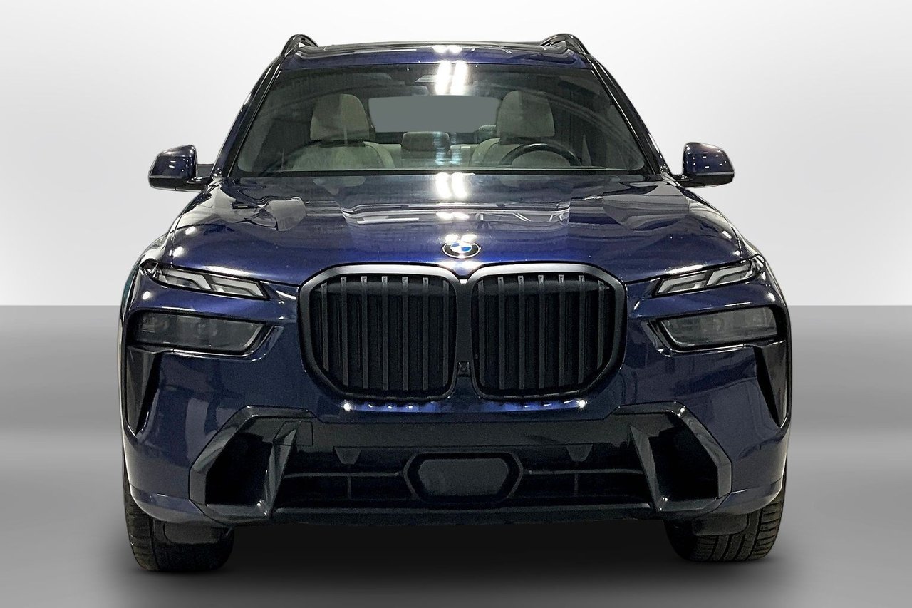 2025 BMW X7