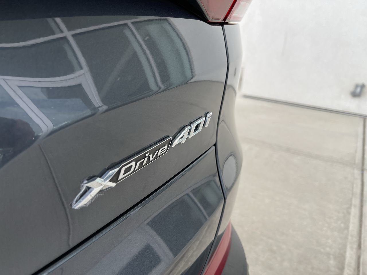 Used 2020 Alpine White BMW XDrive40i image 18
