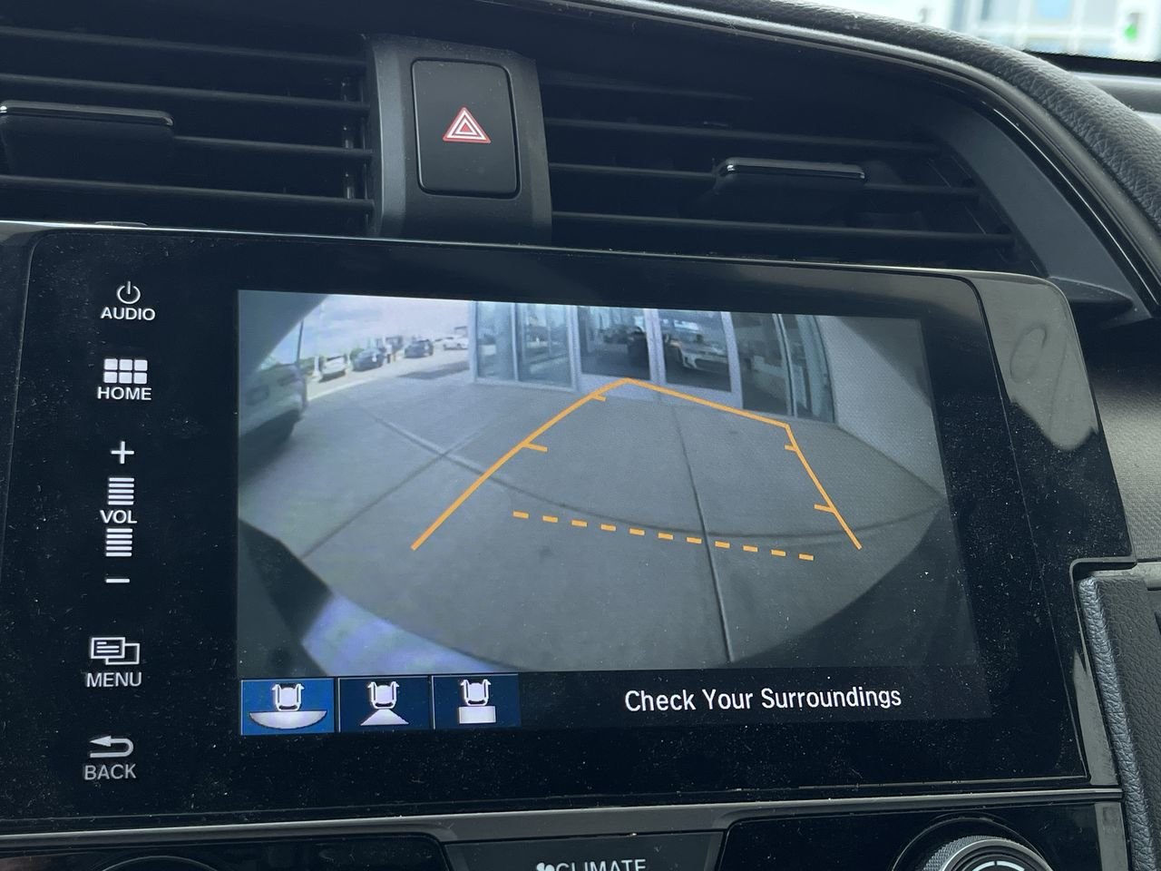 Used 2017  Honda LX image 25