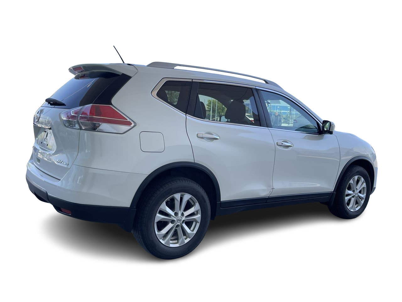 Used 2016 White Nissan SV image 12