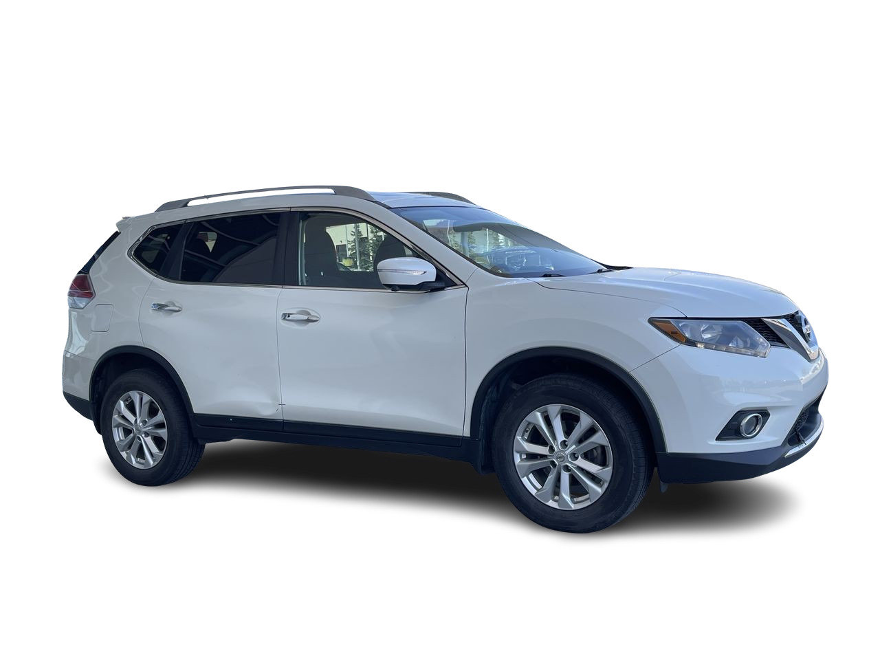 Used 2016 White Nissan SV image 14