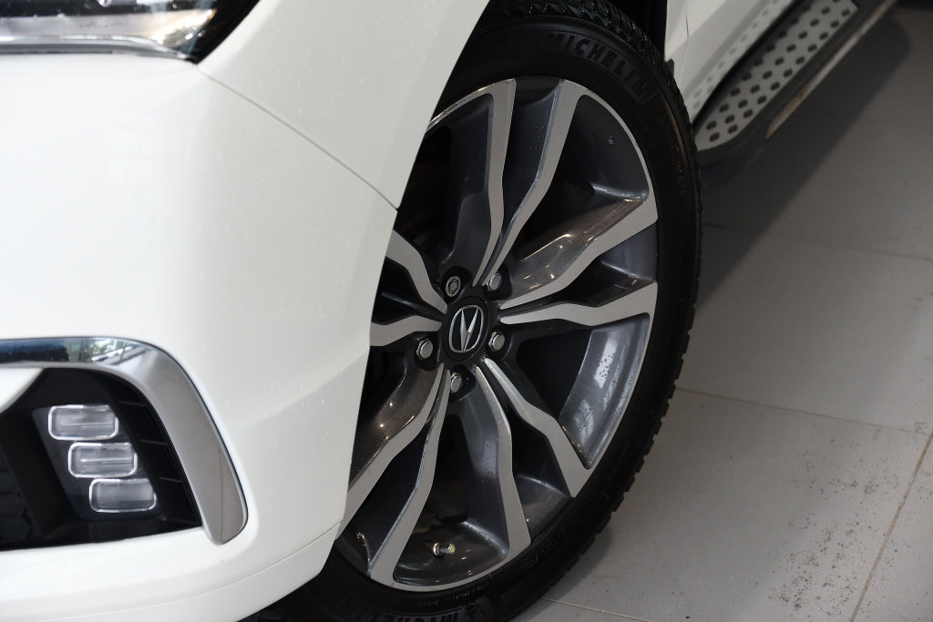 2019 Acura MDX