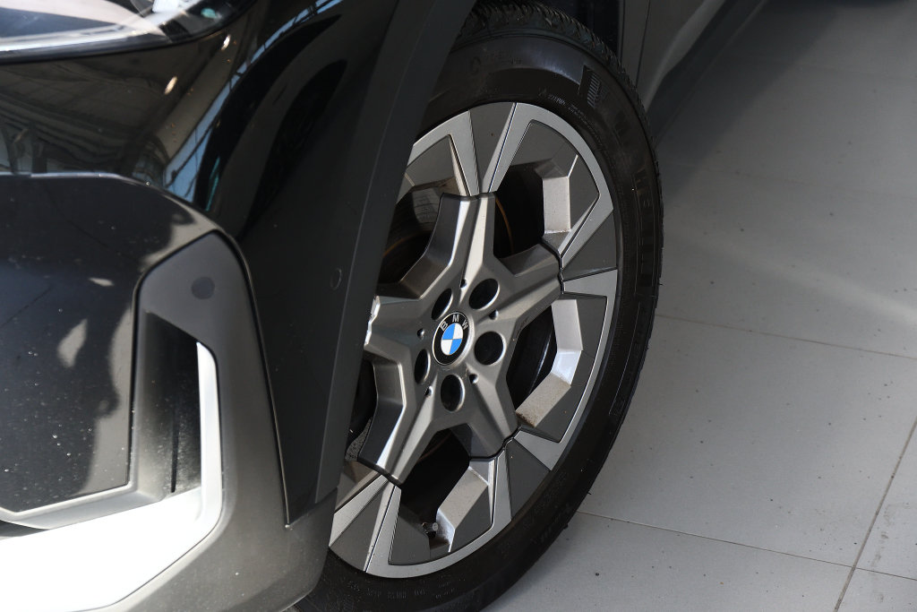 2023 BMW X1