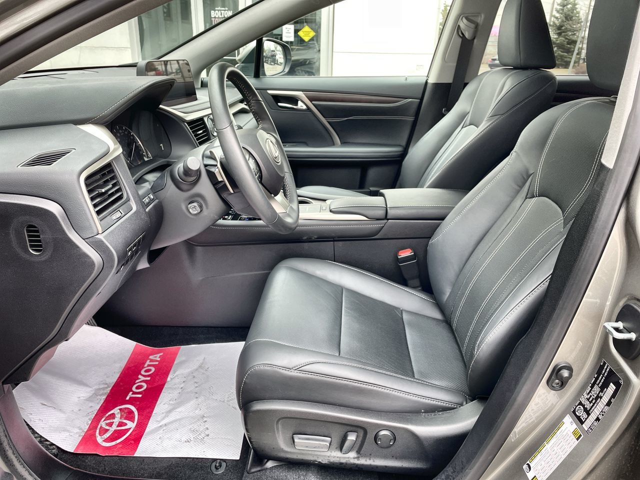 Certified Used 2022  Lexus PREMIUM 350 AWD image 19