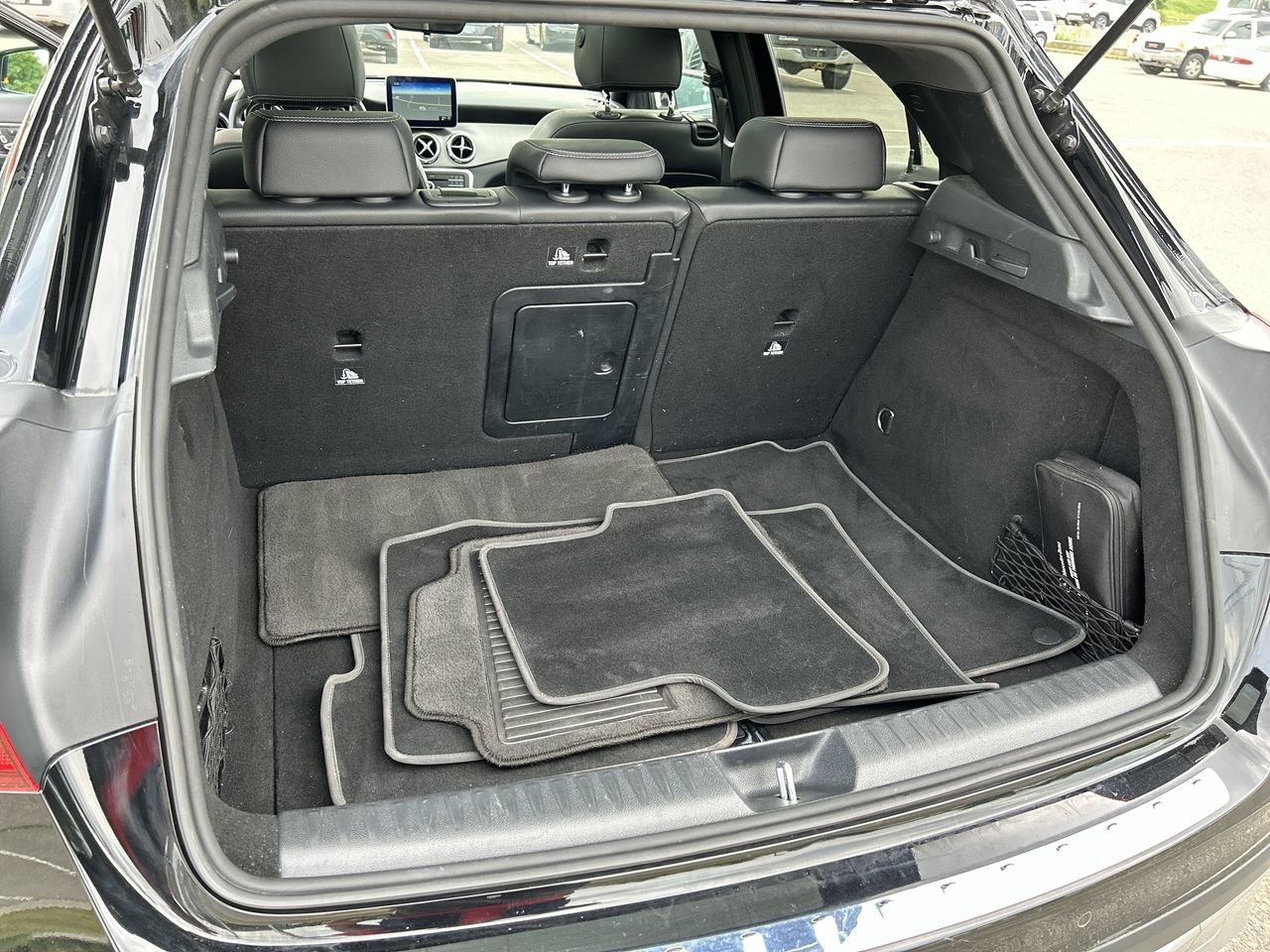 Certified Used 2019 Black Mercedes-Benz 4MATIC SUV image 32